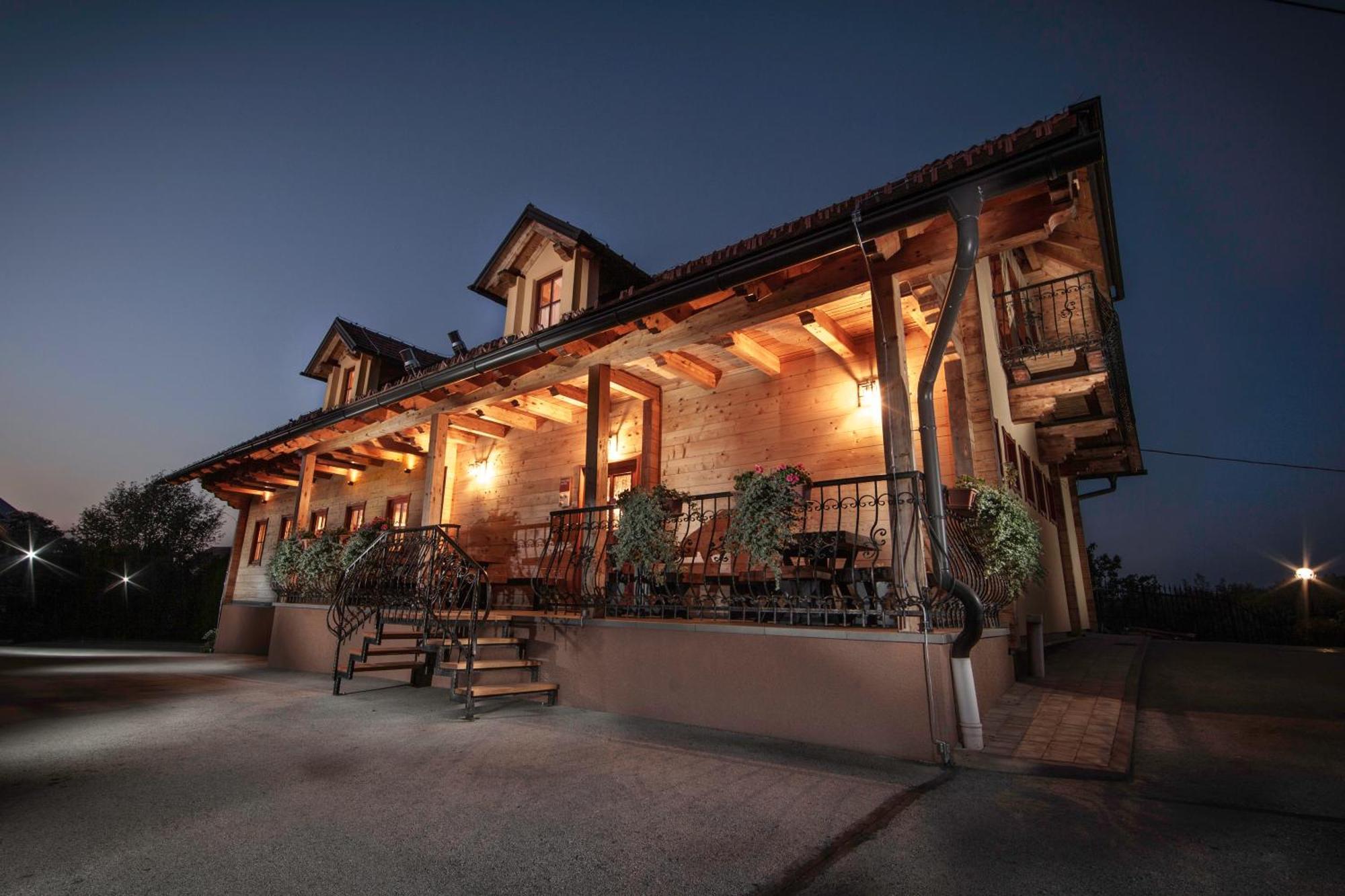 Spodnji Jakobski Dol Wine & Tourism Bracko Bed & Breakfast エクステリア 写真